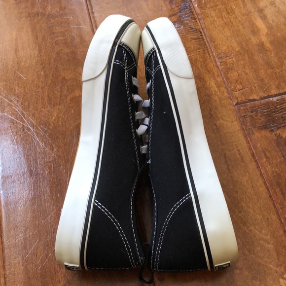 Boys 4 GAP Black Easy Shoelaces Slip On Sneakers - Picture 10 of 12